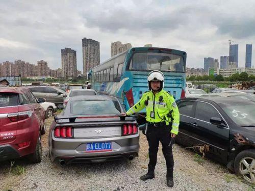 南昌飙车学生爆料案件视频,惊心动魄的生死竞速瞬间 第3张 南昌飙车学生爆料案件视频,惊心动魄的生死竞速瞬间 第3张